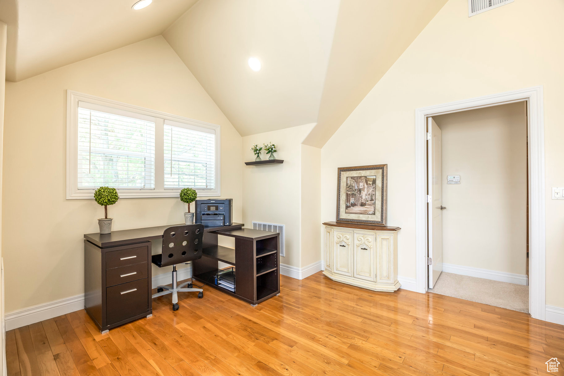 HARVARD/YALECREST - Residential