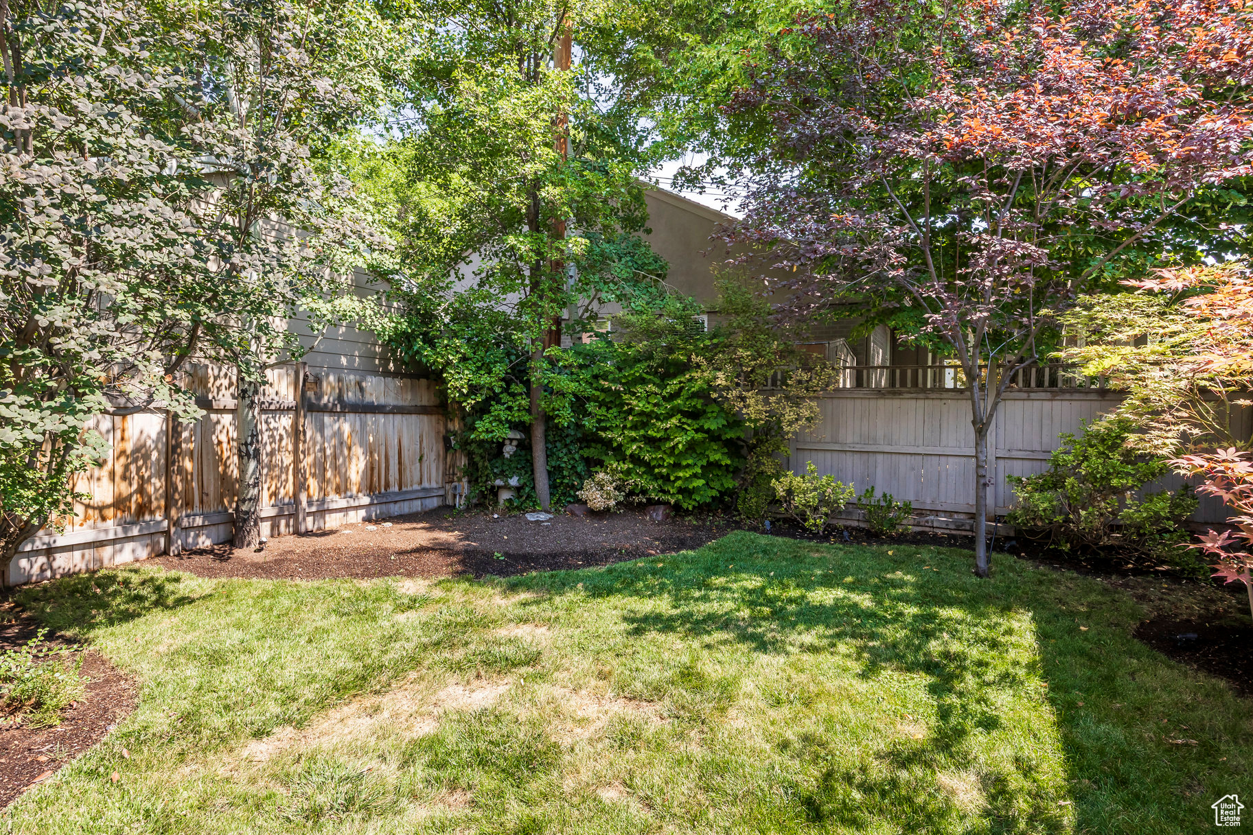 HARVARD/YALECREST - Residential