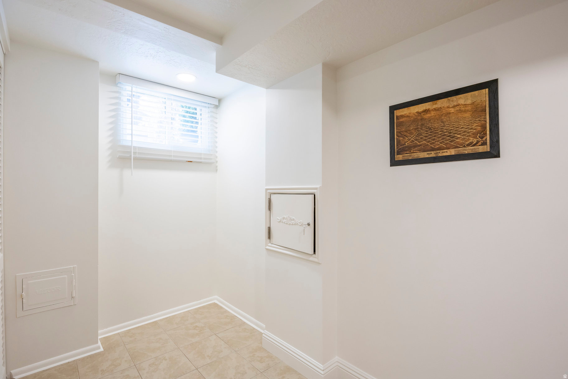 HARVARD/YALECREST - Residential