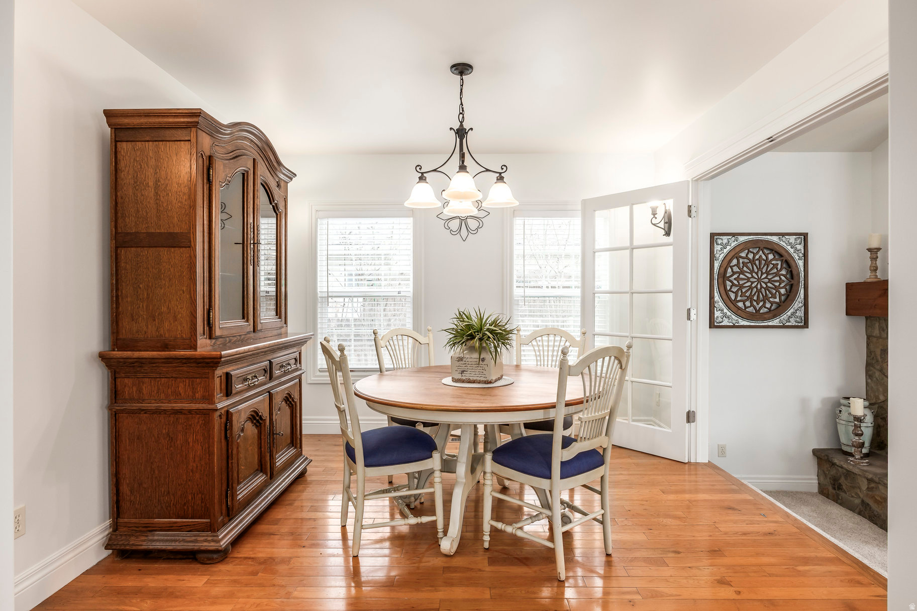 HARVARD/YALECREST - Residential