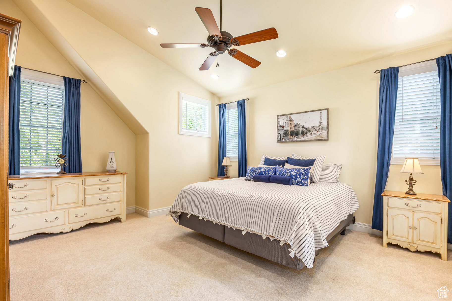 HARVARD/YALECREST - Residential