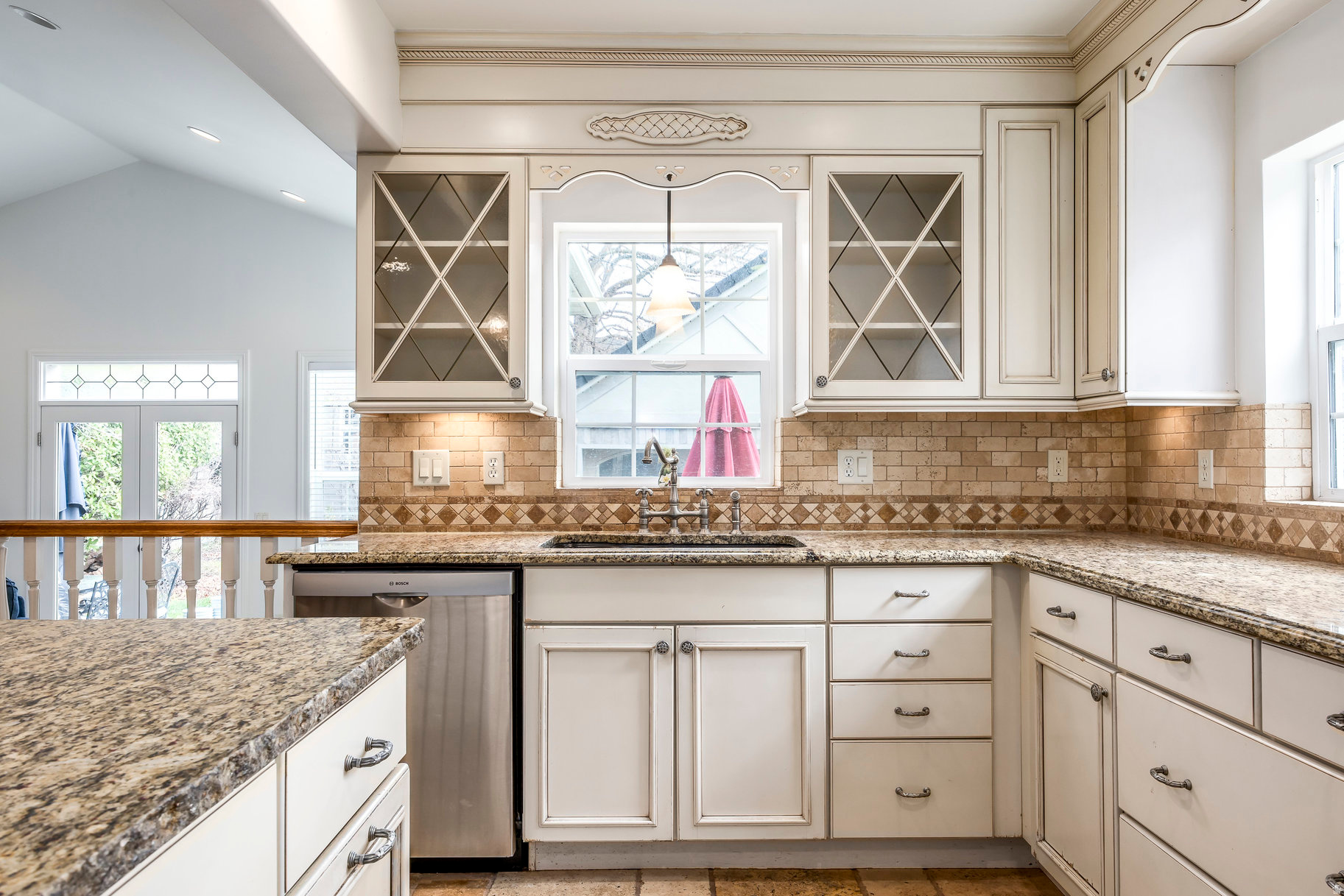 HARVARD/YALECREST - Residential