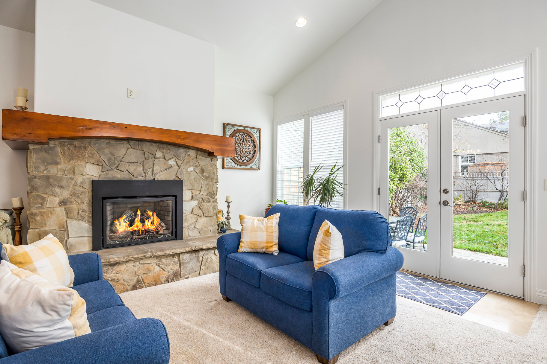 HARVARD/YALECREST - Residential