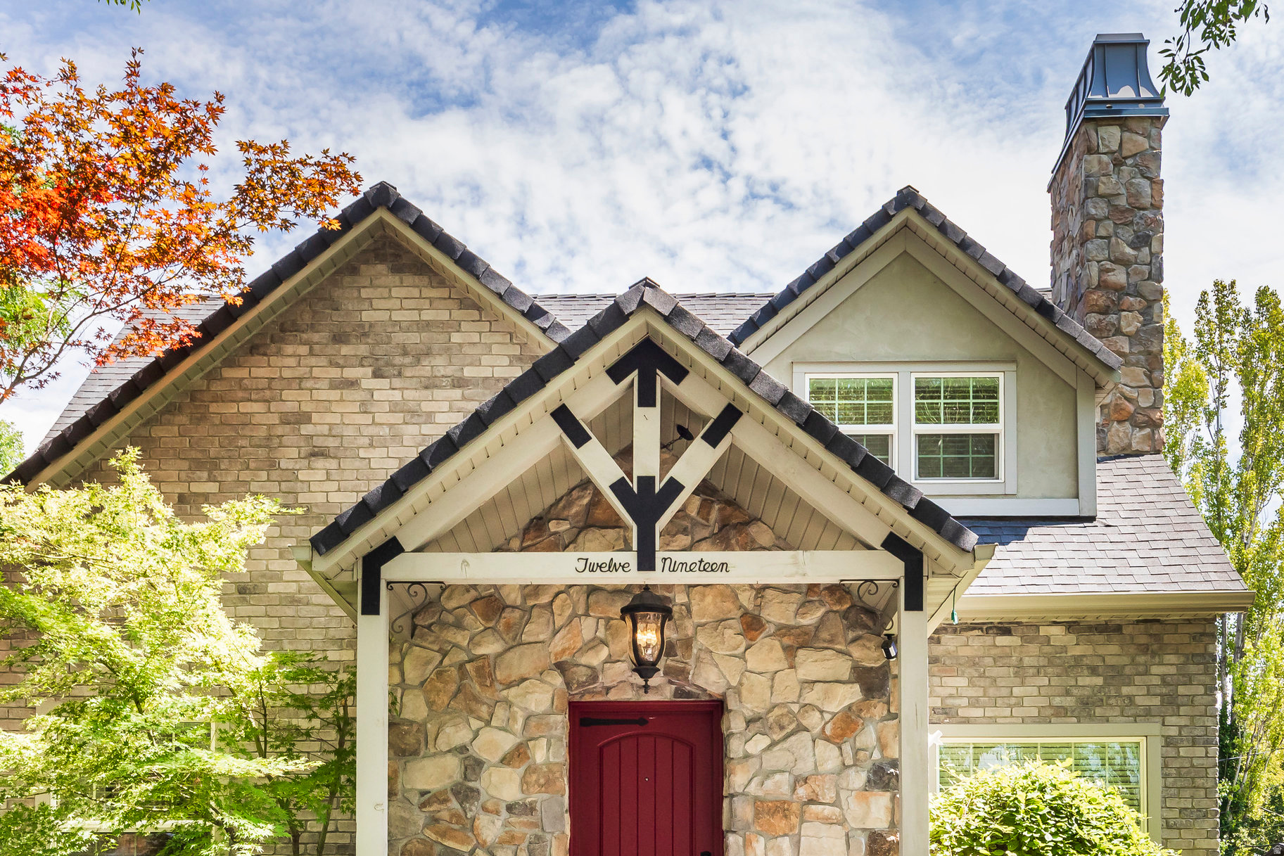 HARVARD/YALECREST - Residential