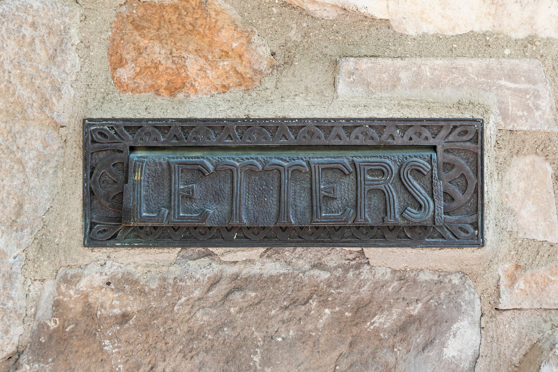 HARVARD/YALECREST - Residential