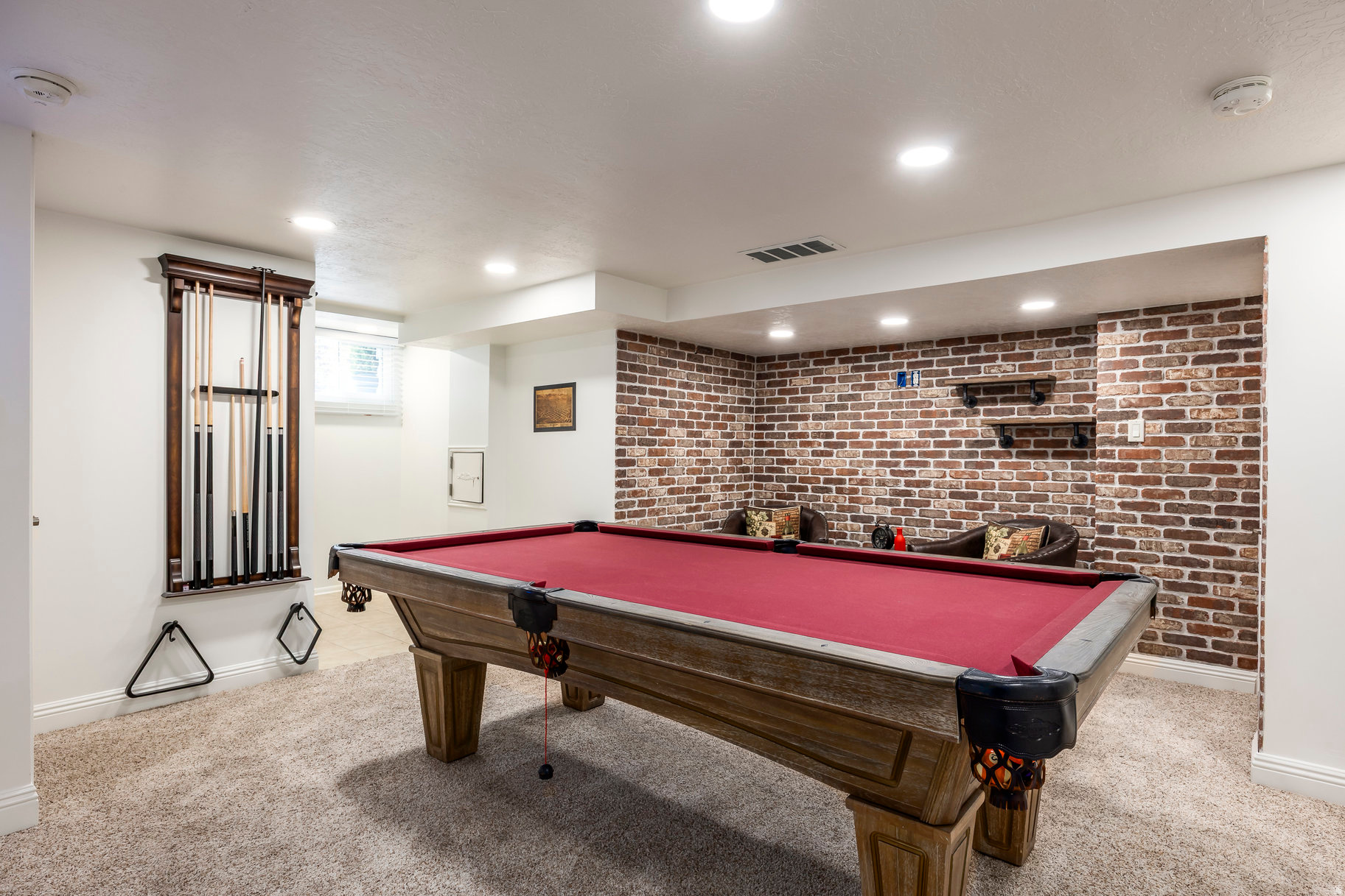 HARVARD/YALECREST - Residential