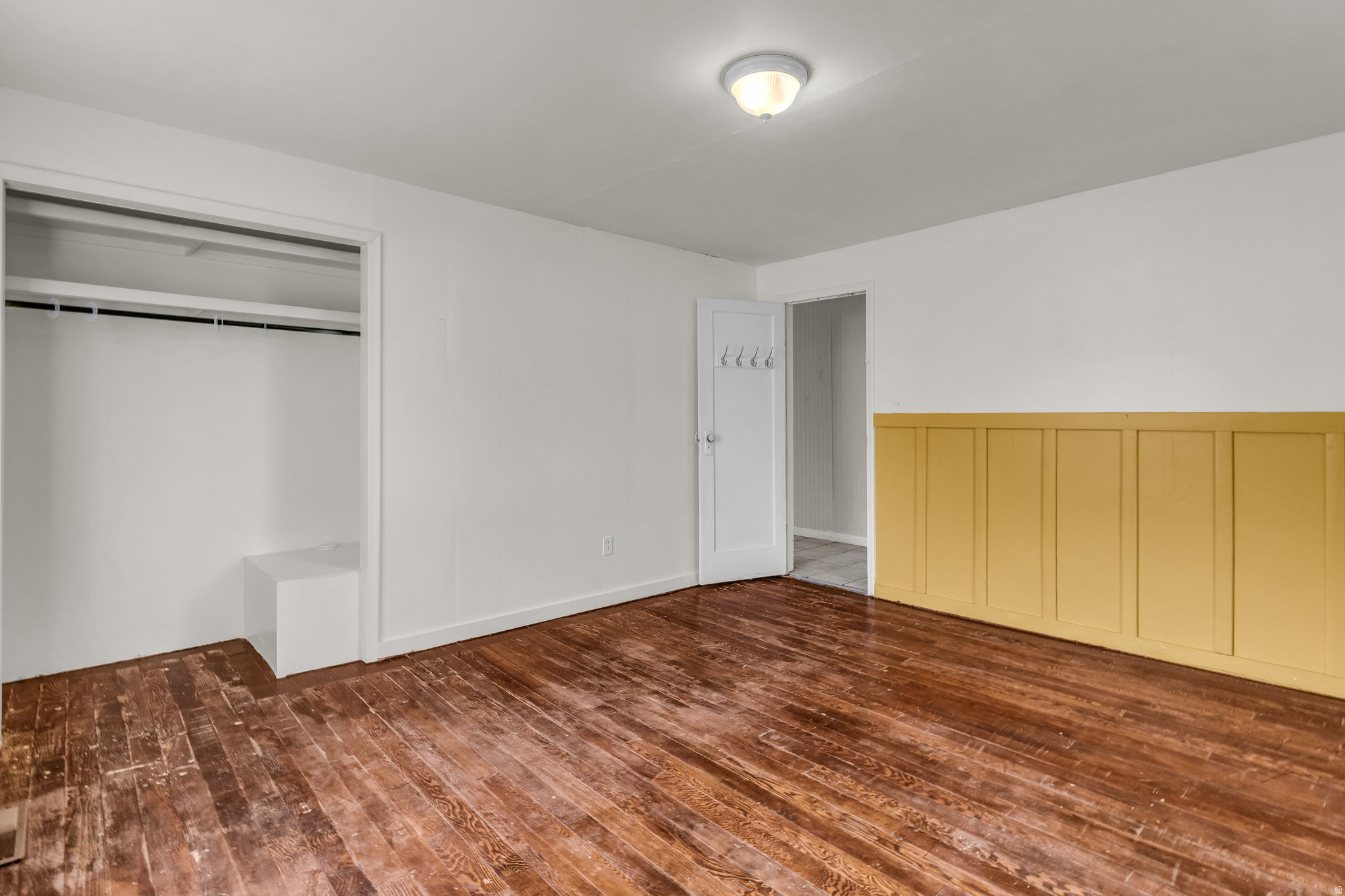 TRAILS END - Residential