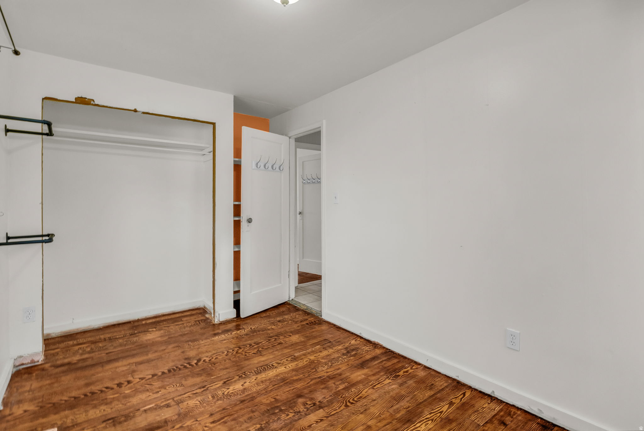 TRAILS END - Residential