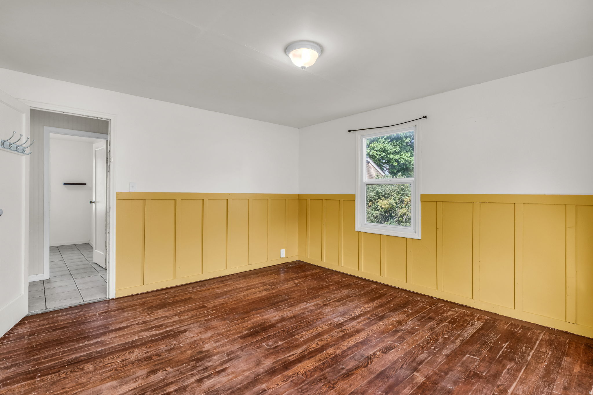 TRAILS END - Residential