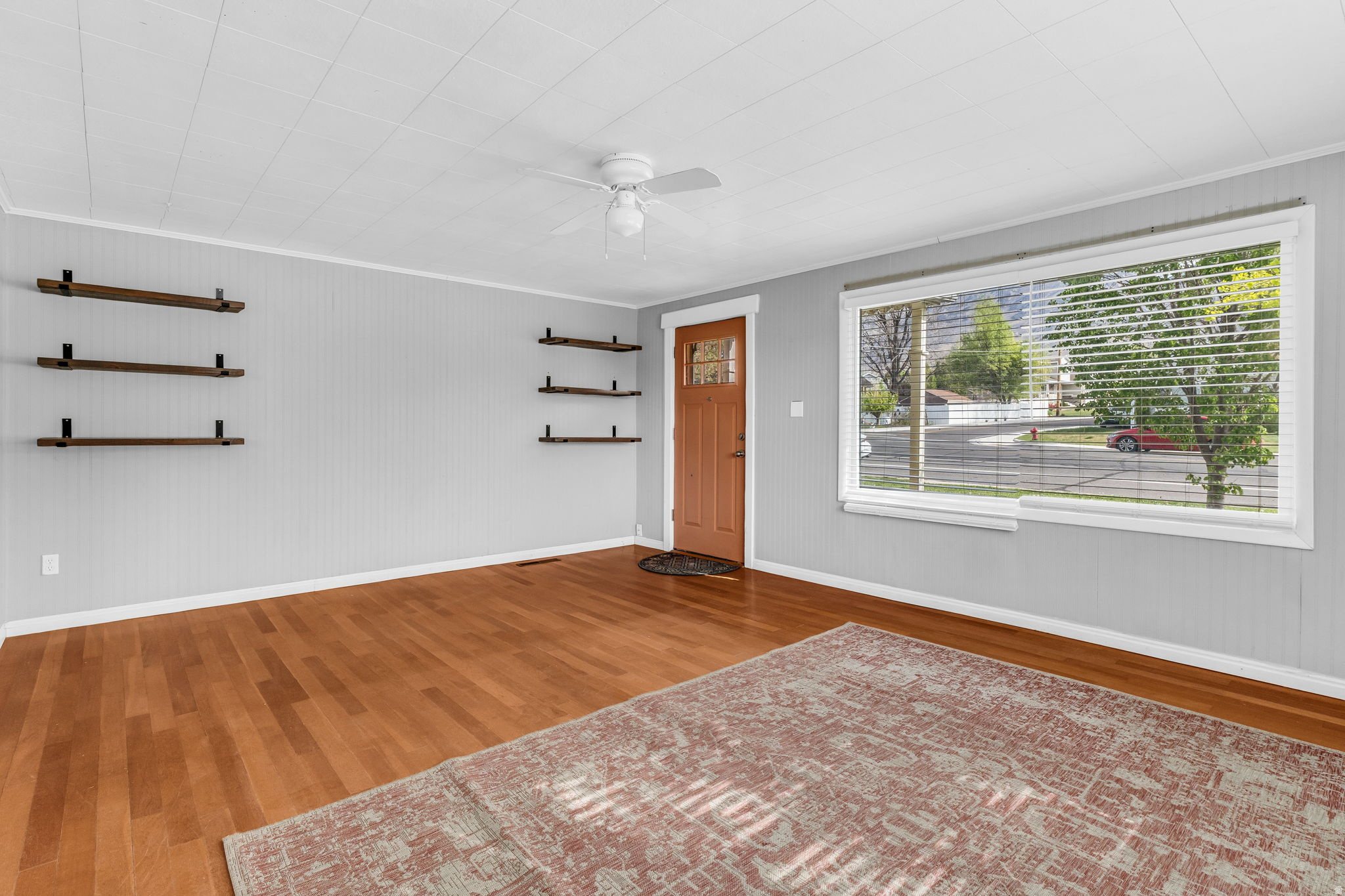 TRAILS END - Residential