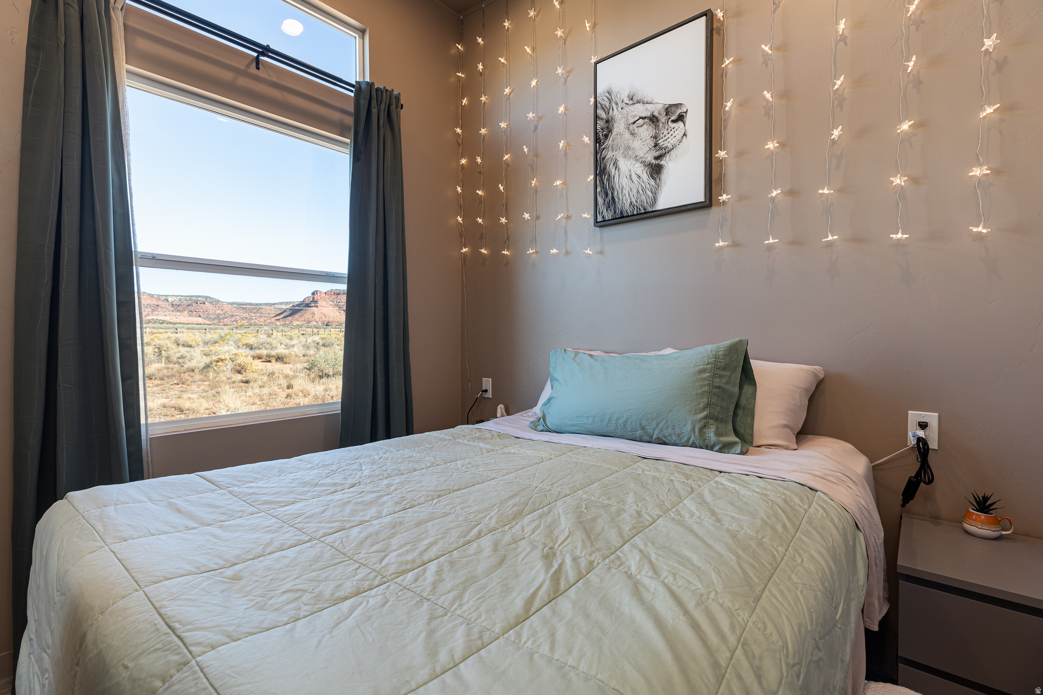 CRIMSON ESTATES - Land