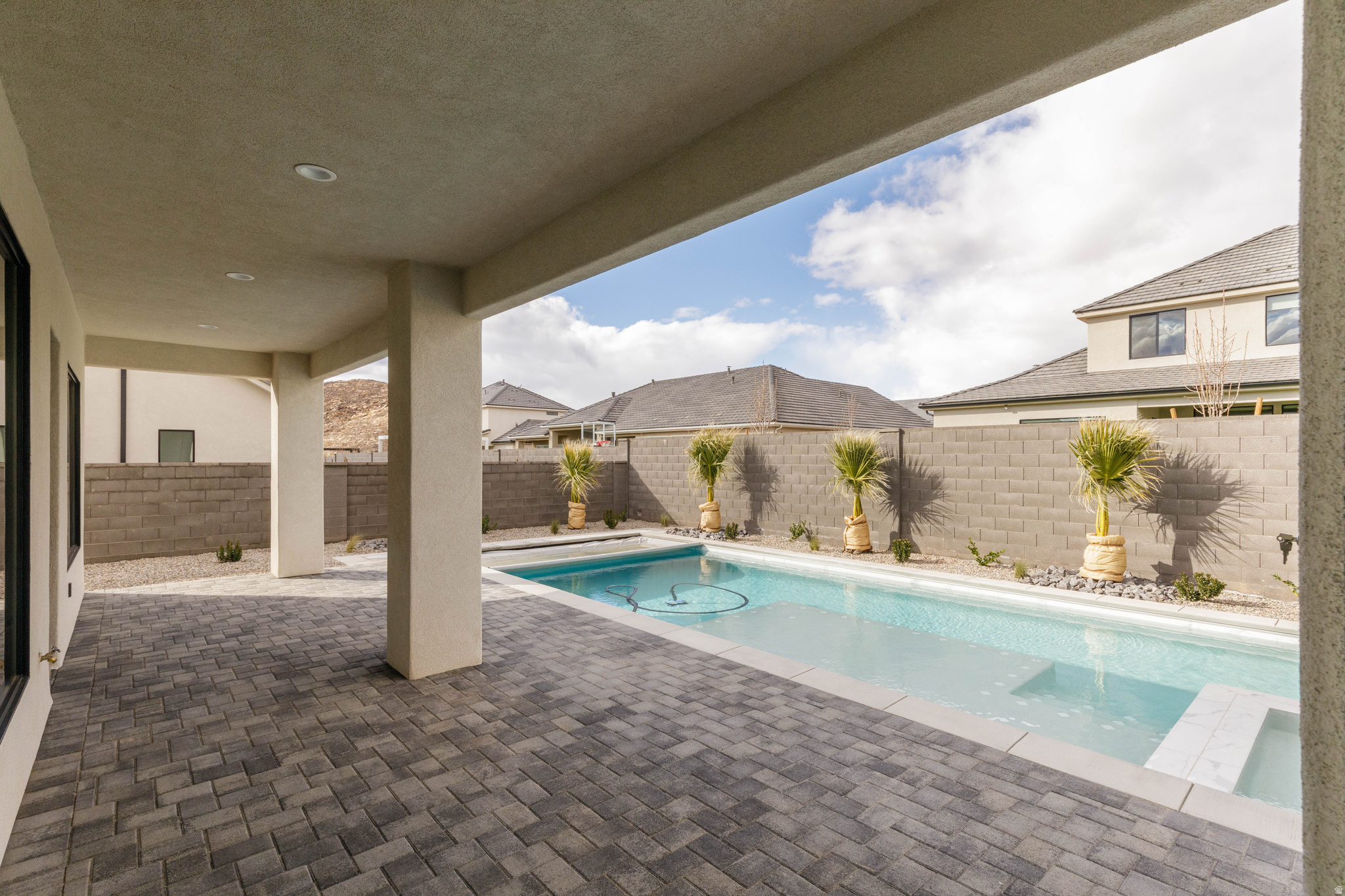 SYCAMORE VILLAGE - Residential