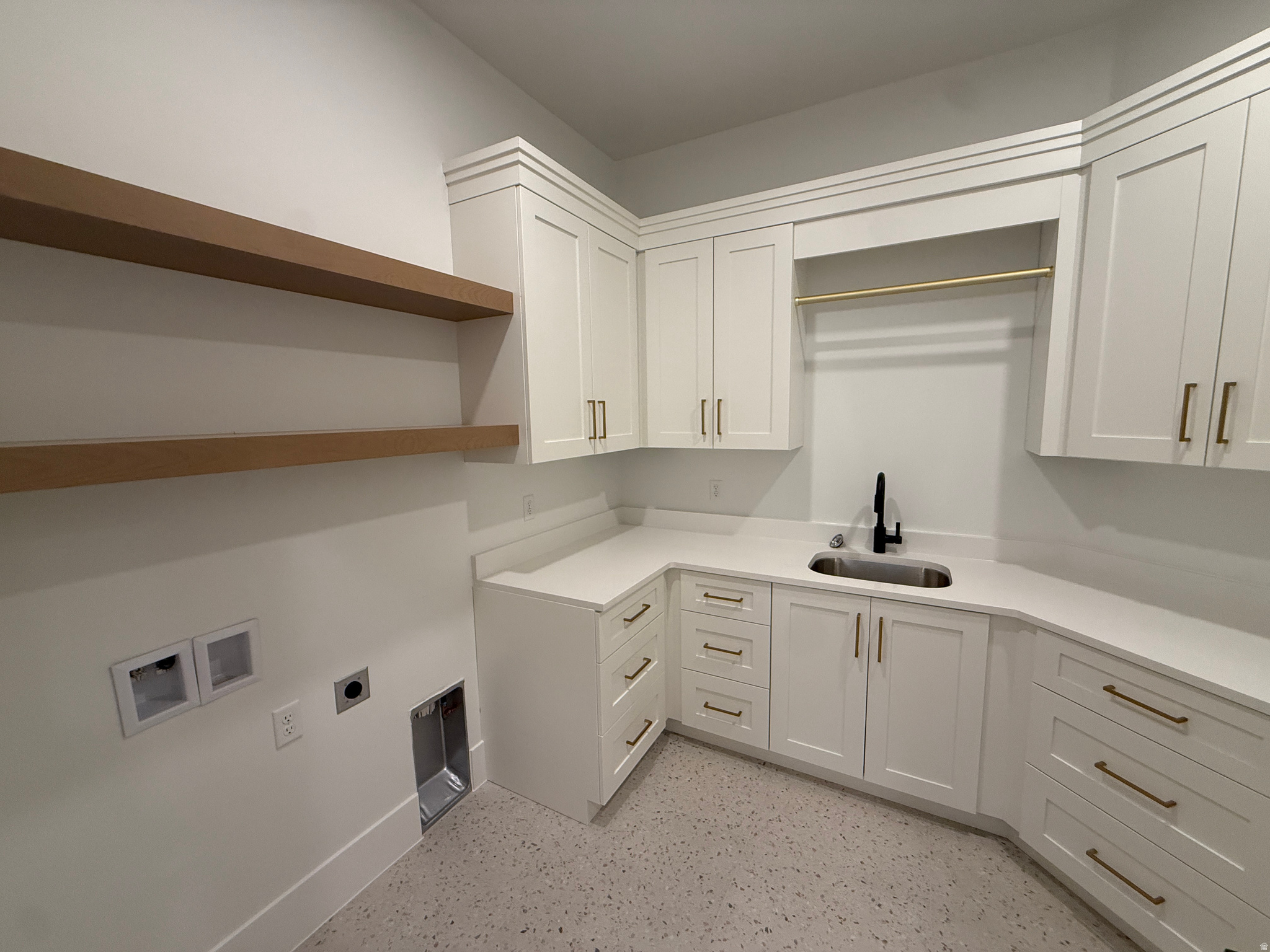 SYCAMORE VILLAGE - Residential