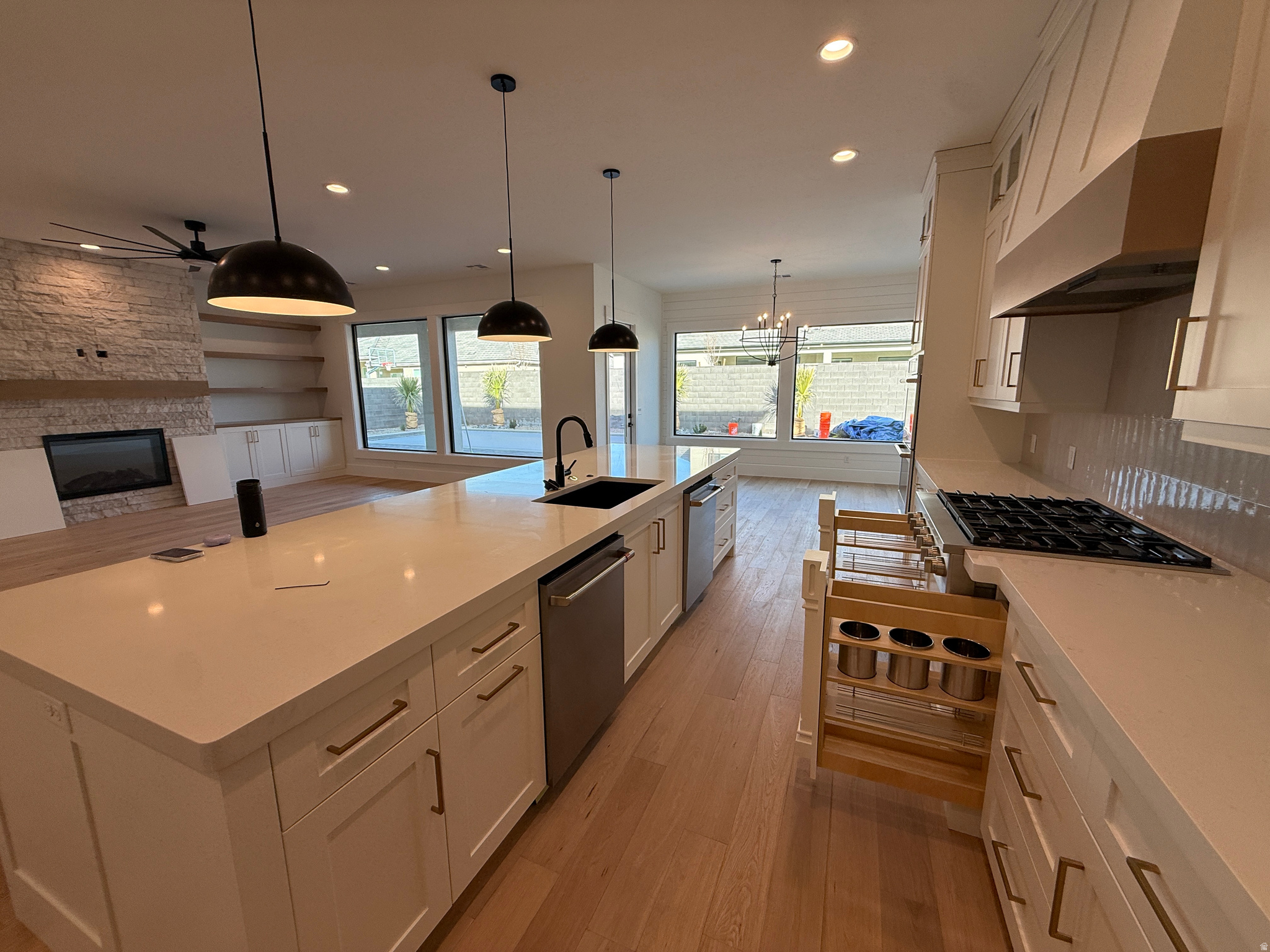 SYCAMORE VILLAGE - Residential