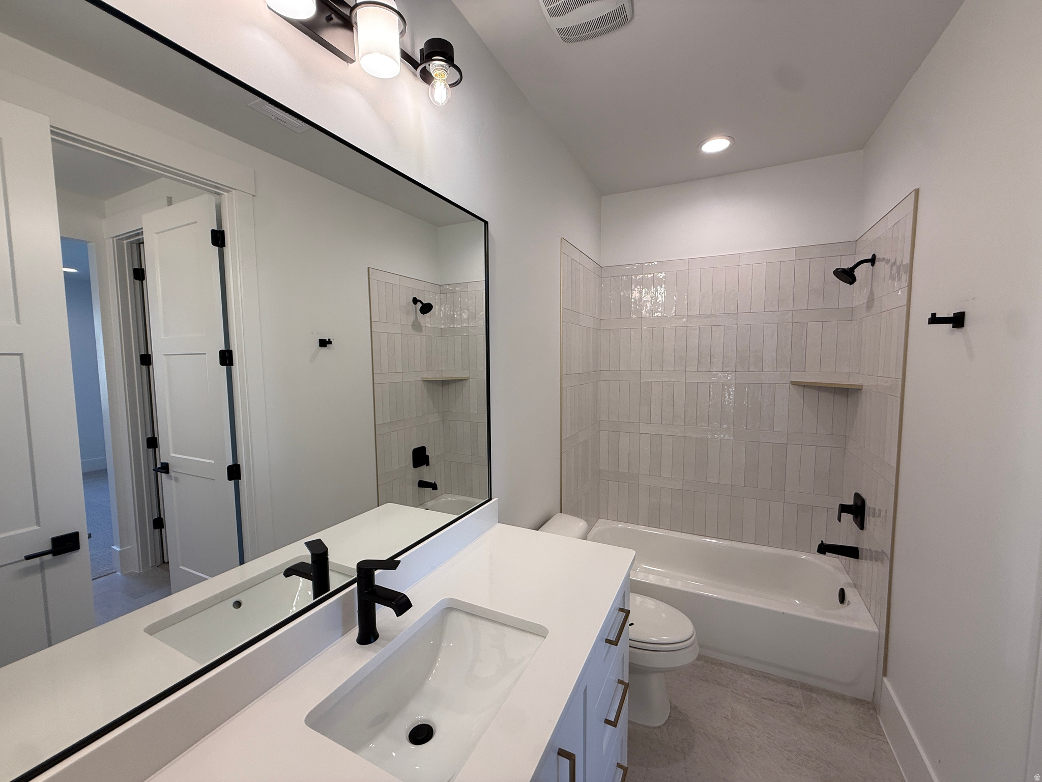 SYCAMORE VILLAGE - Residential