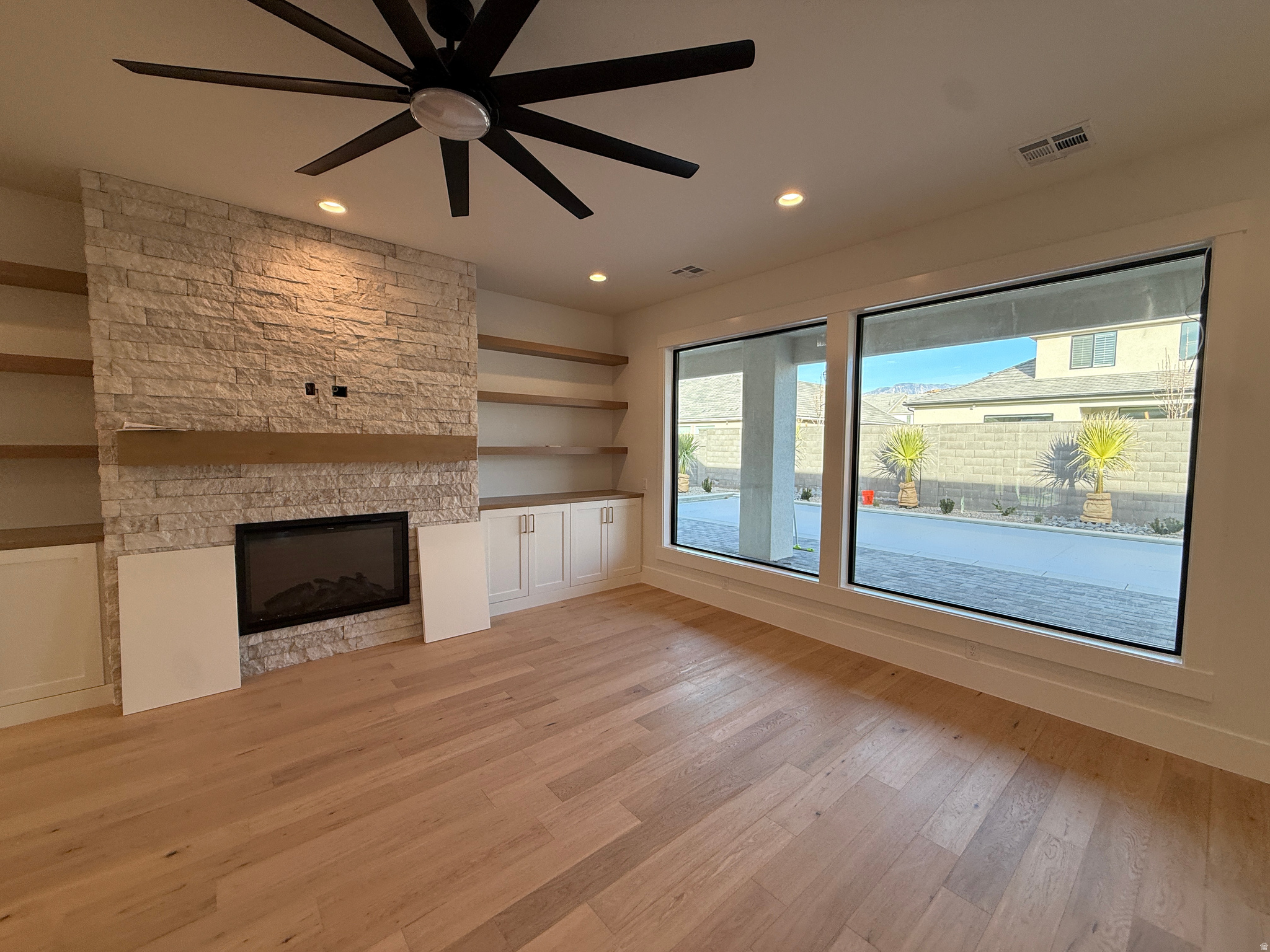 SYCAMORE VILLAGE - Residential