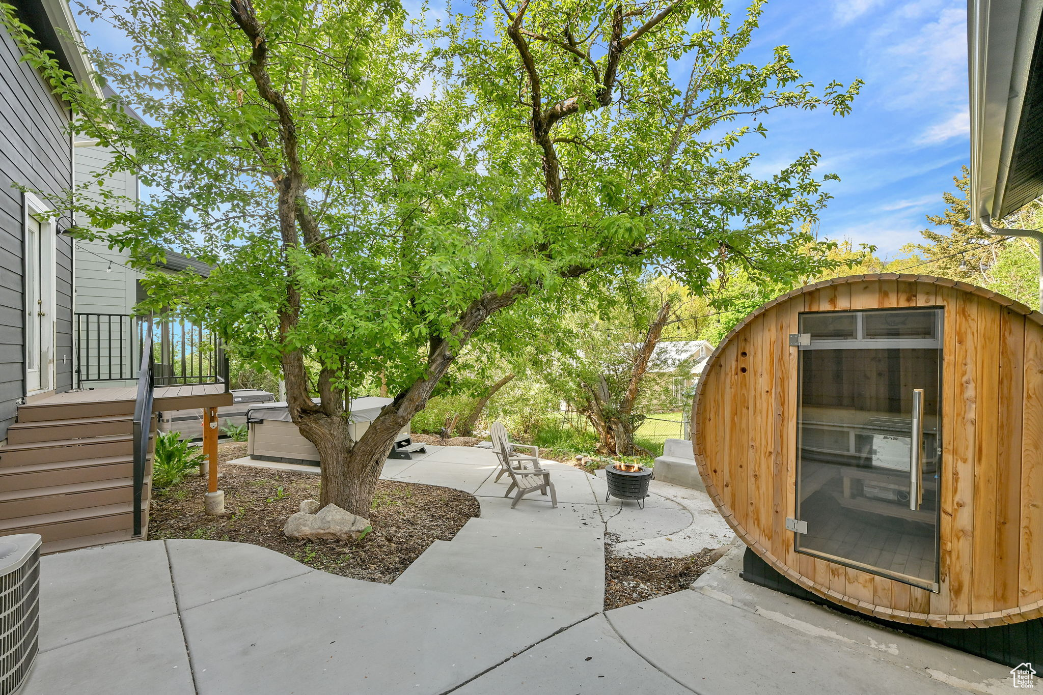 Eden, Utah 84310, United States, 4 Bedrooms Bedrooms, ,3 BathroomsBathrooms,Residential,Pending,131806