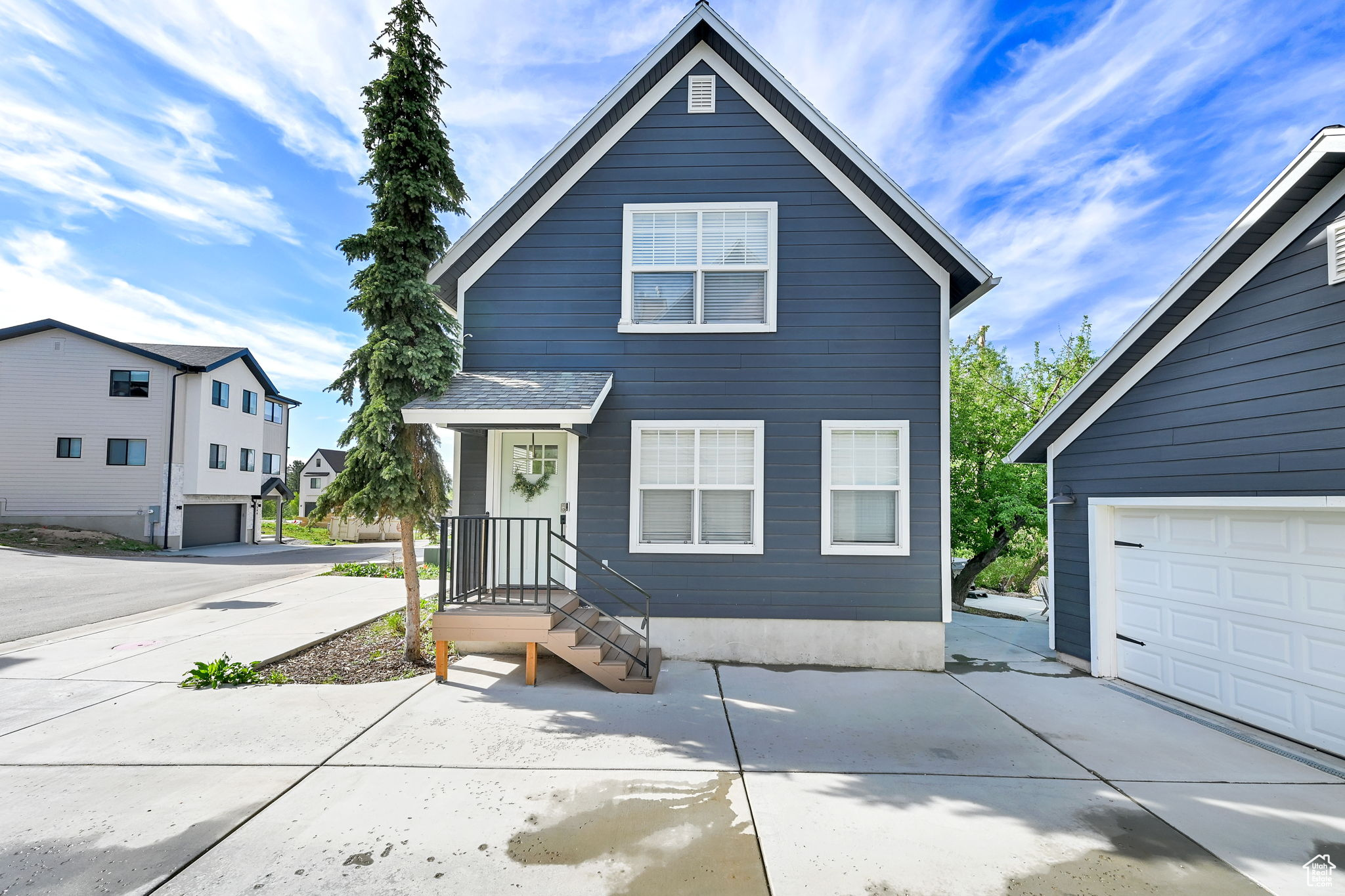 Eden, Utah 84310, United States, 4 Bedrooms Bedrooms, ,3 BathroomsBathrooms,Residential,Pending,131806