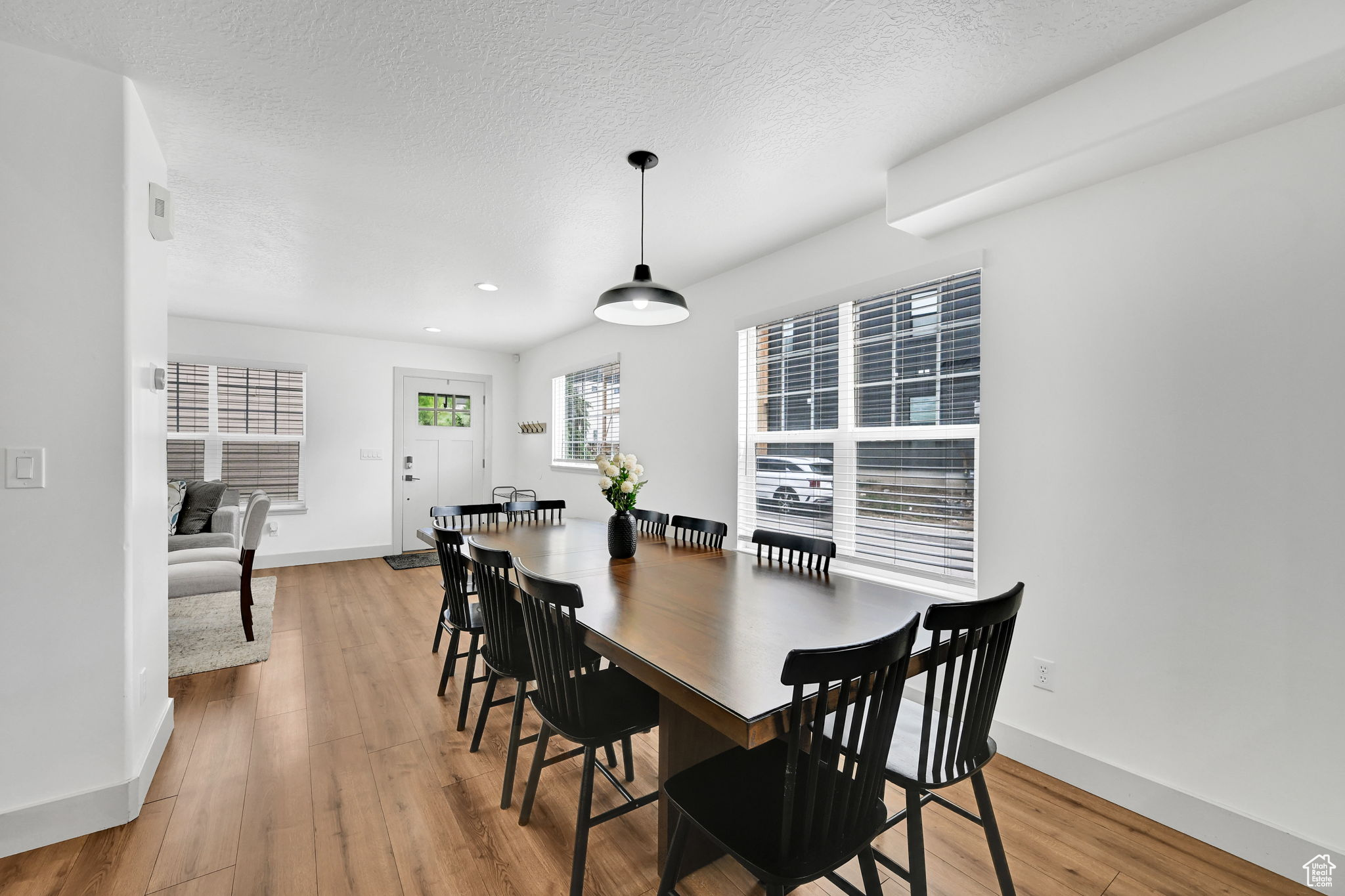 Eden, Utah 84310, United States, 4 Bedrooms Bedrooms, ,3 BathroomsBathrooms,Residential,Pending,131806