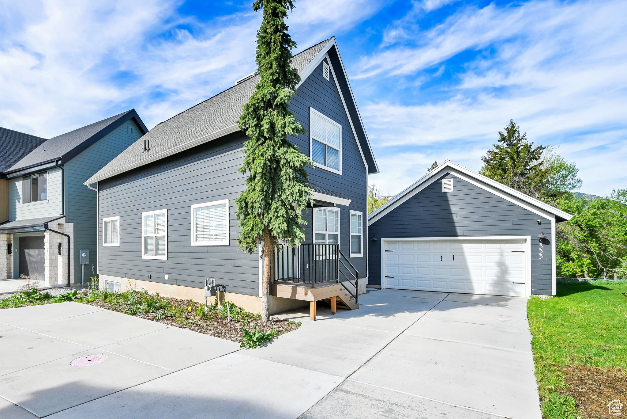 Eden, Utah 84310, United States, 4 Bedrooms Bedrooms, ,3 BathroomsBathrooms,Residential,Pending,131806