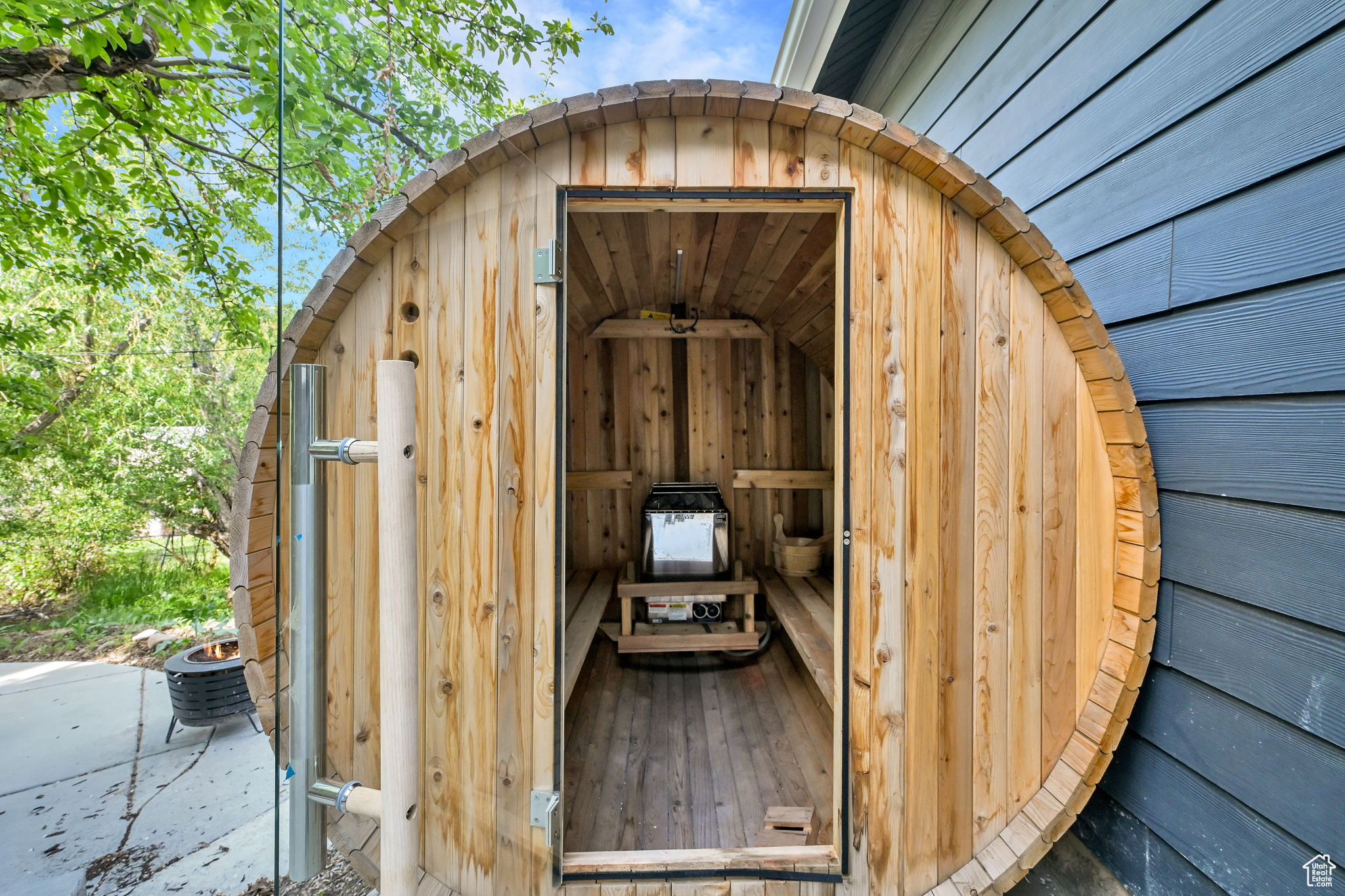 Eden, Utah 84310, United States, 4 Bedrooms Bedrooms, ,3 BathroomsBathrooms,Residential,Pending,131806