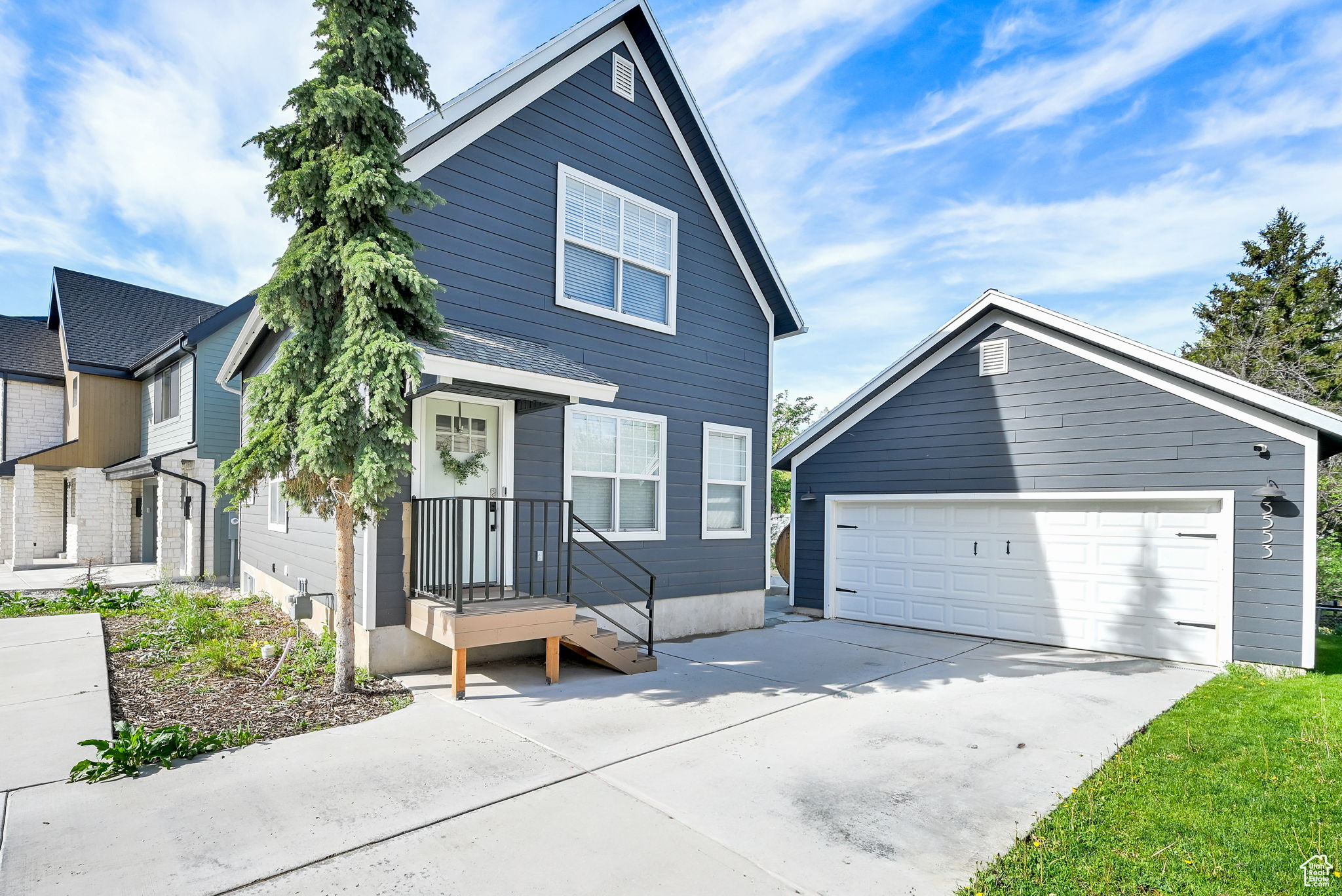 Eden, Utah 84310, United States, 4 Bedrooms Bedrooms, ,3 BathroomsBathrooms,Residential,Pending,131806