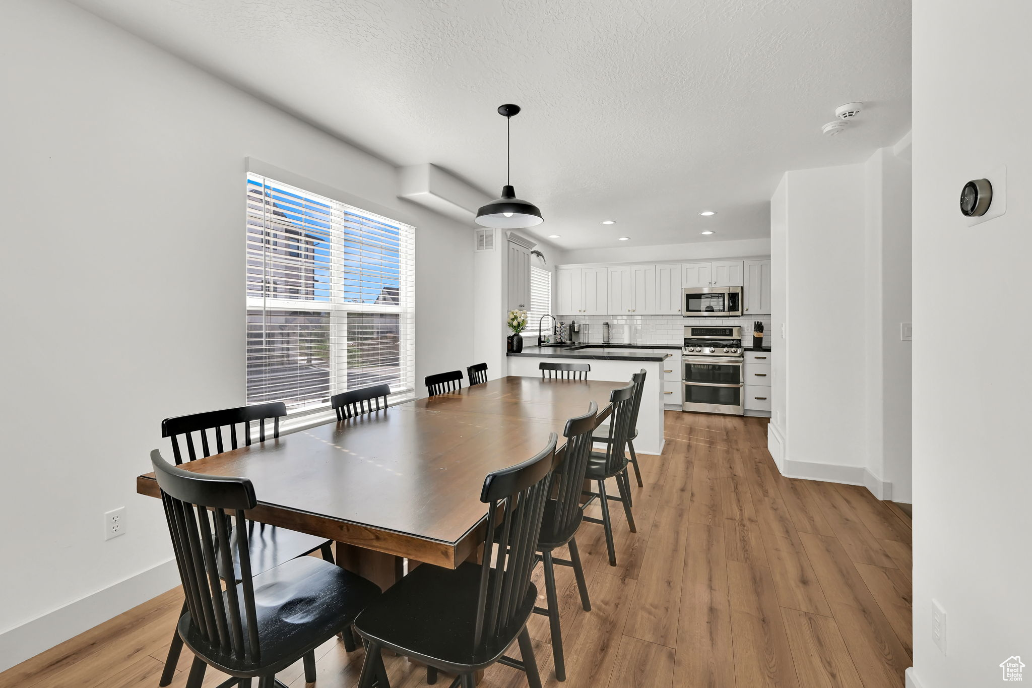 Eden, Utah 84310, United States, 4 Bedrooms Bedrooms, ,3 BathroomsBathrooms,Residential,Pending,131806