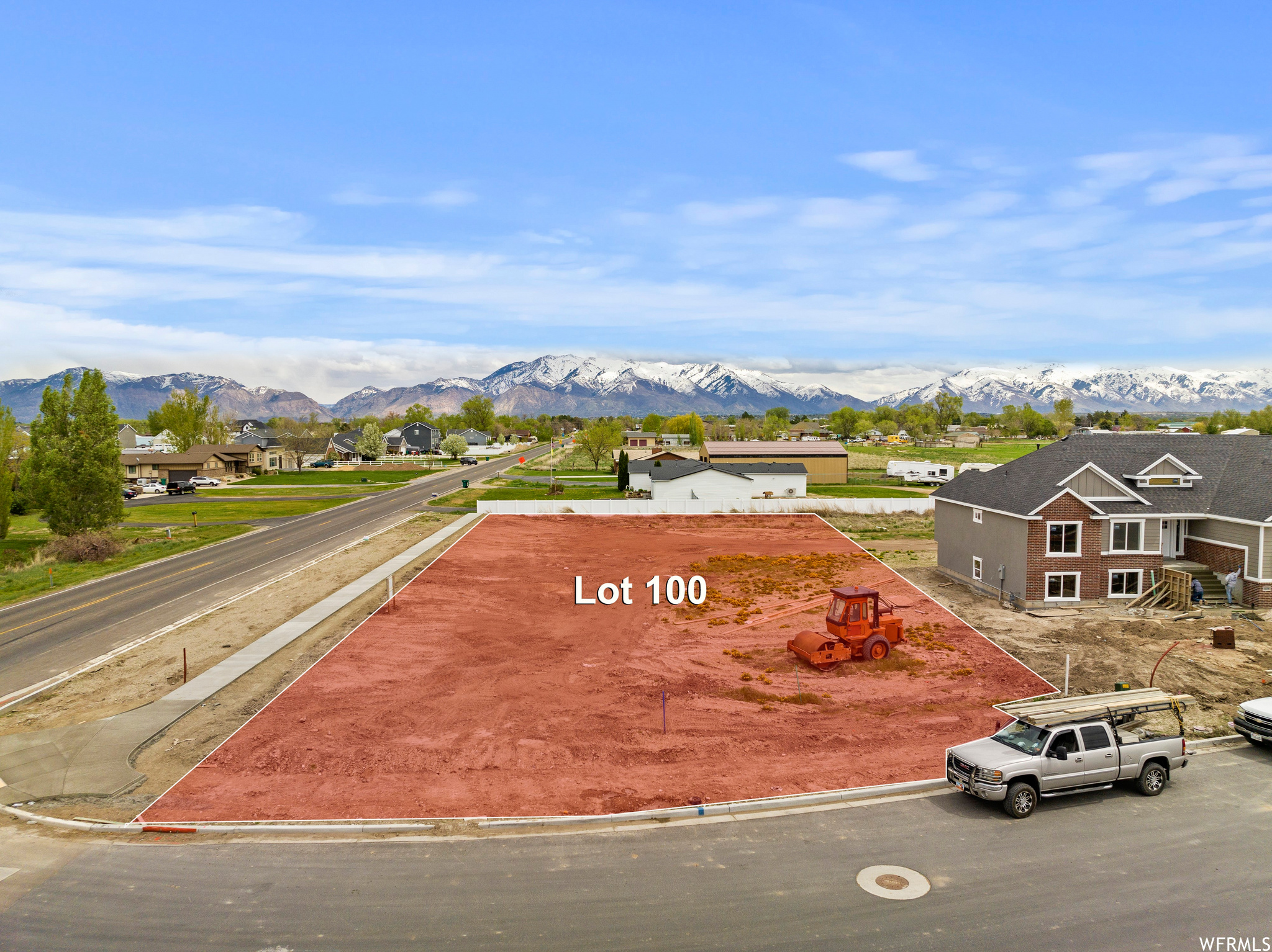 5777 W 4100 #111, Hooper, Utah image 3