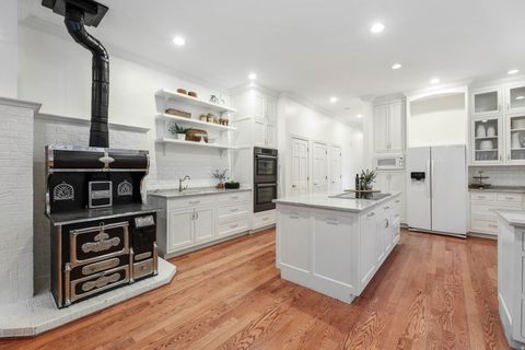 Tiny photo for 2910 FOOTHILL DR, Provo, UT 84604 (MLS # 2150794)