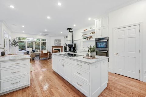 Tiny photo for 2910 FOOTHILL DR, Provo, UT 84604 (MLS # 2150794)