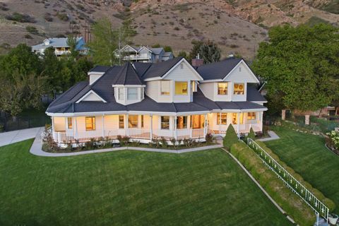 Tiny photo for 2910 FOOTHILL DR, Provo, UT 84604 (MLS # 2150794)