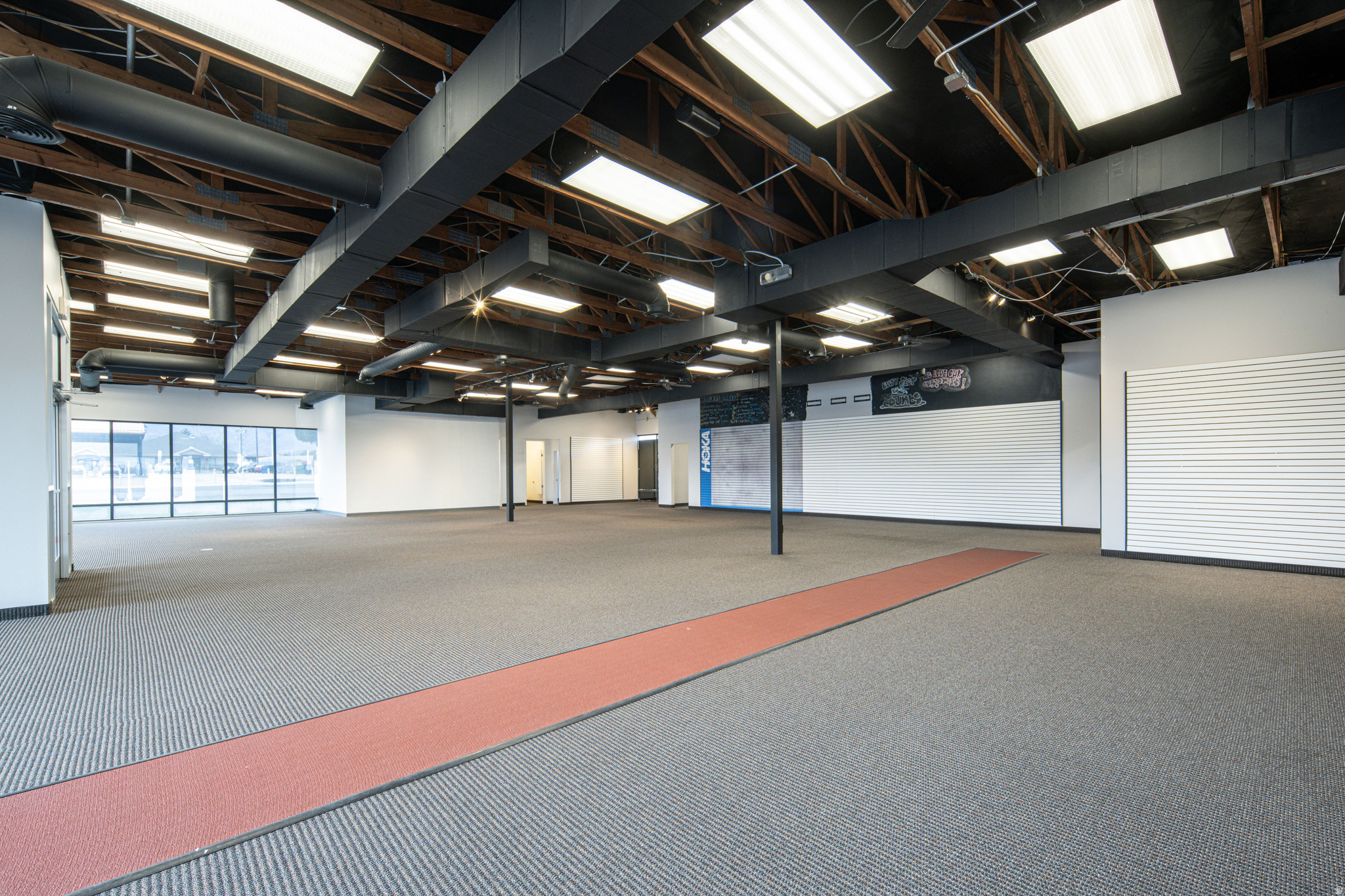 UTAH PLAZA - Commercial Sale