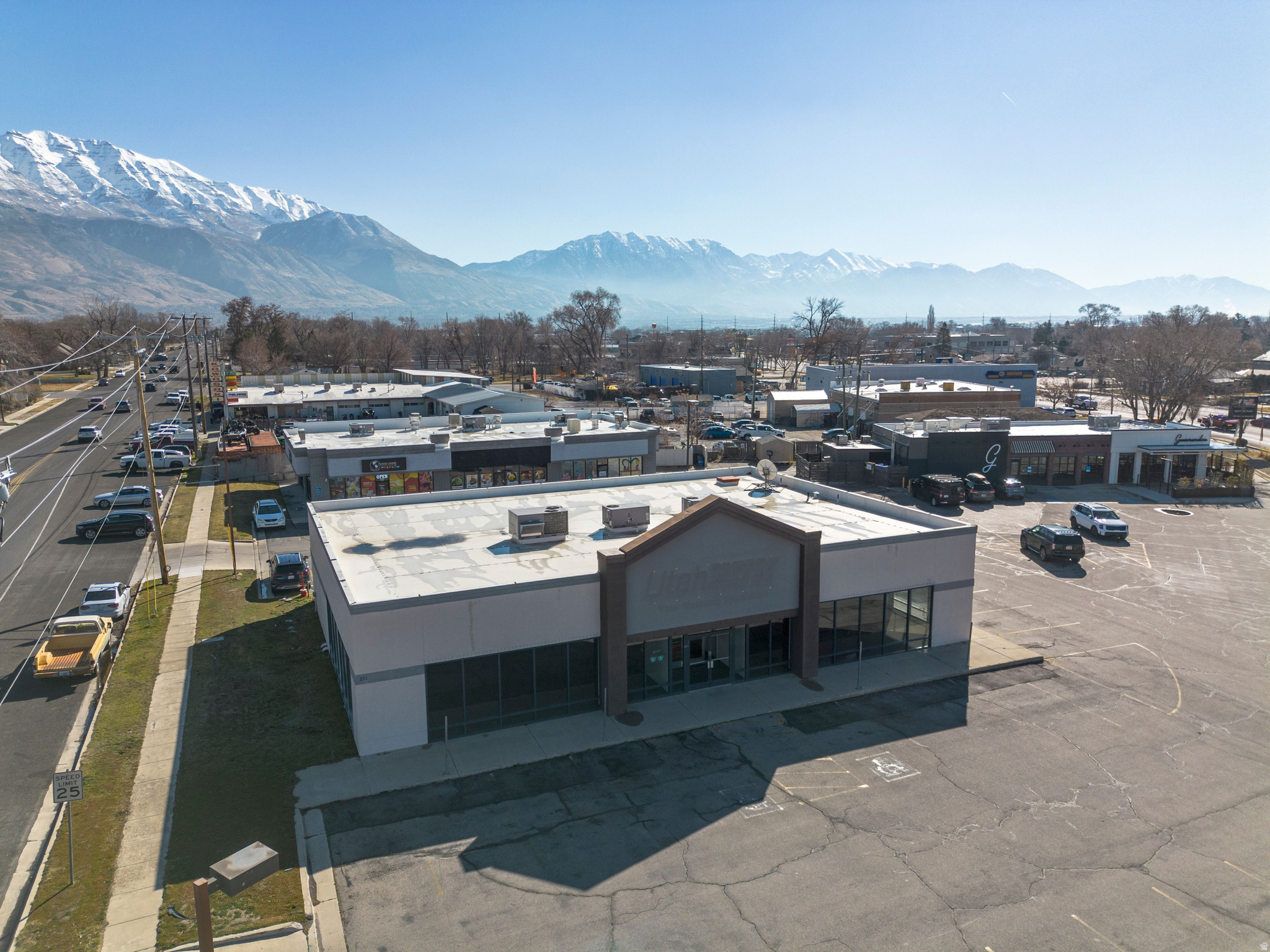 UTAH PLAZA - Commercial Sale