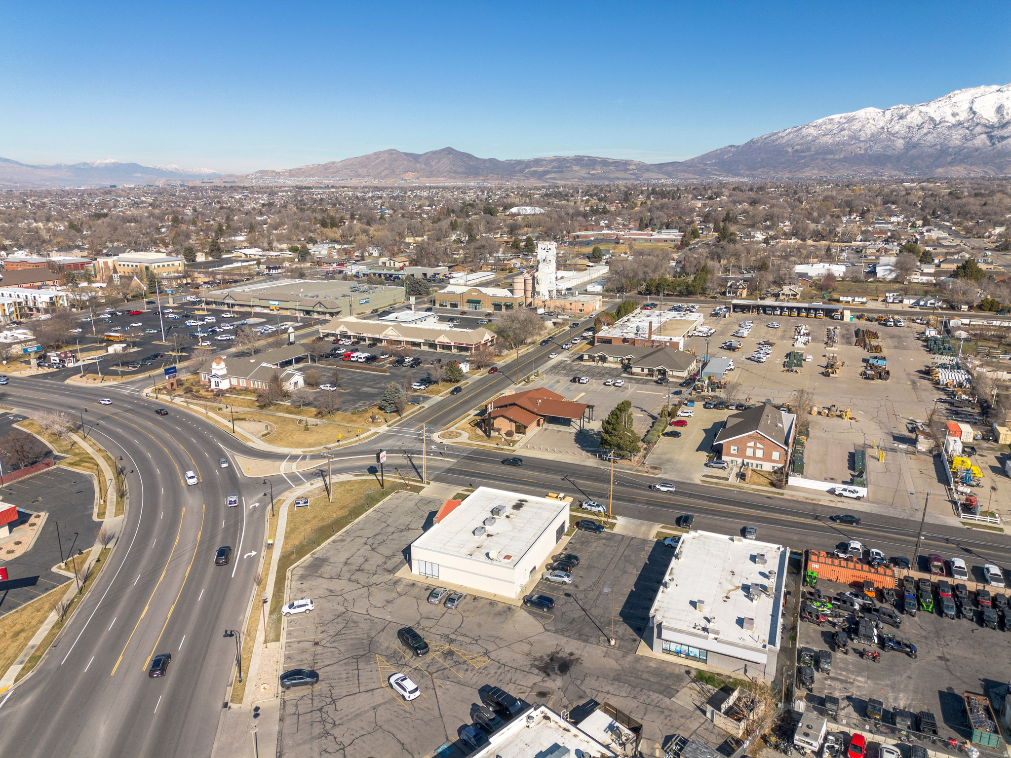 UTAH PLAZA - Commercial Sale