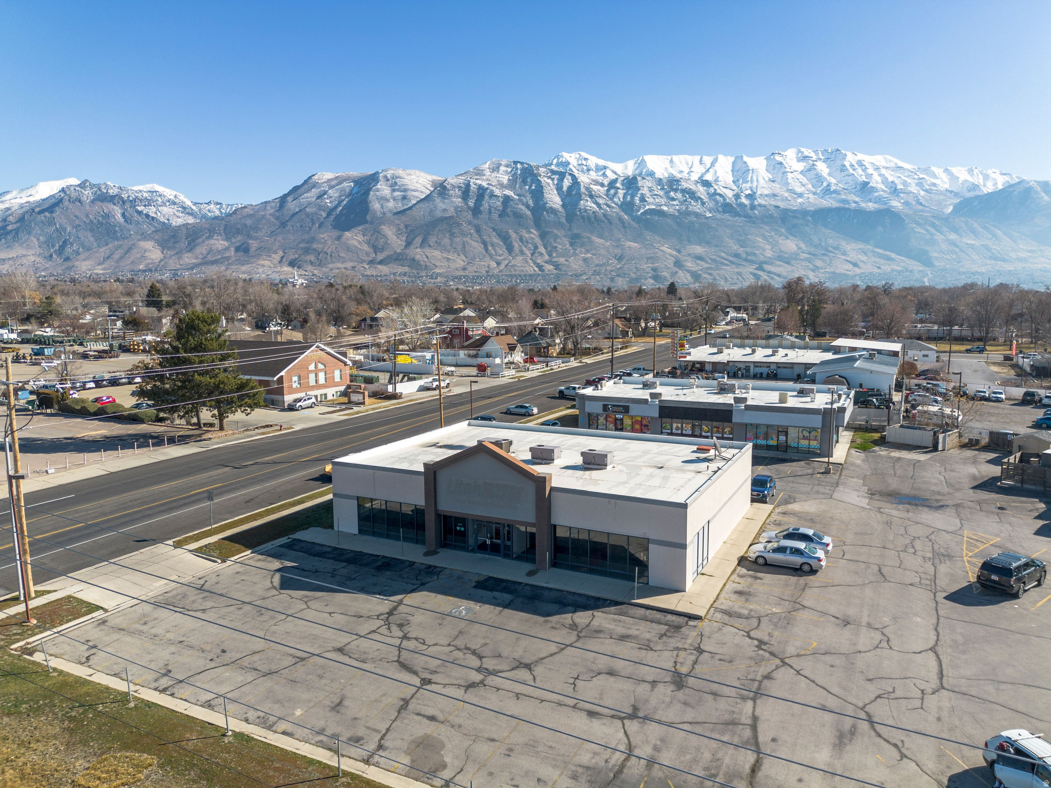 UTAH PLAZA - Commercial Sale