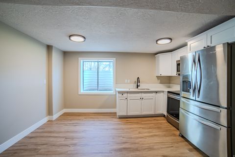 Tiny photo for 11711 STONE CREST CIR, Riverton, UT 84065 (MLS # 2125185)