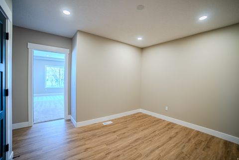 Tiny photo for 11711 STONE CREST CIR, Riverton, UT 84065 (MLS # 2125185)
