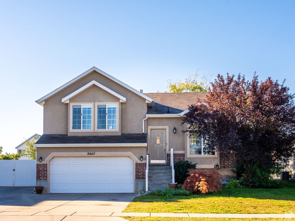 Photo of 2647 W 1445 N, Clinton, UT 84015 (MLS # 2116358)