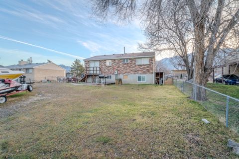 Tiny photo for 10522 S AMARYLLIS ST, Sandy, UT 84094 (MLS # 2135648)