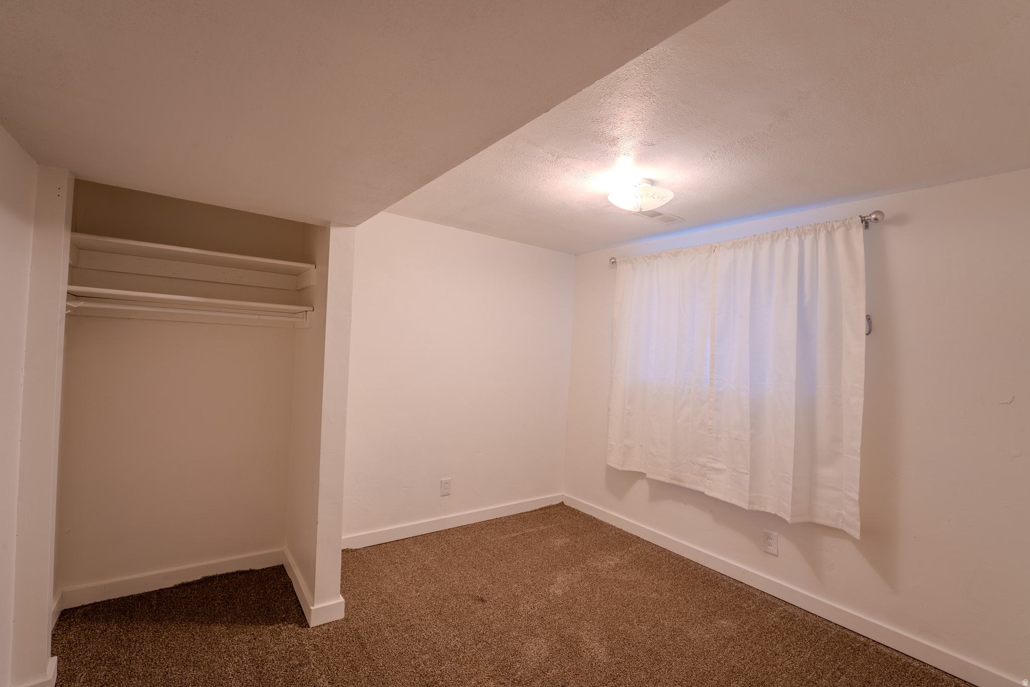 WHITE CITY - Residential