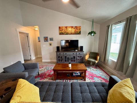 Tiny photo for 128 N FOXMOOR WAY, Saratoga Springs, UT 84045 (MLS # 2147323)