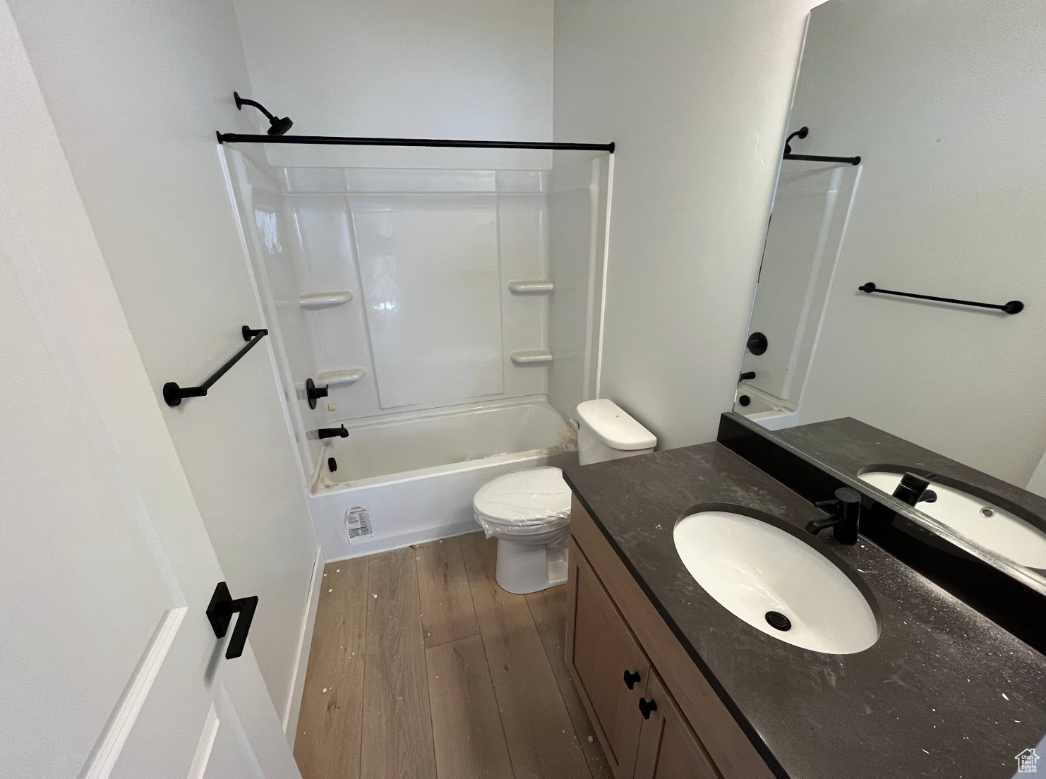 HUNTINGTON RANCH - Residential Income