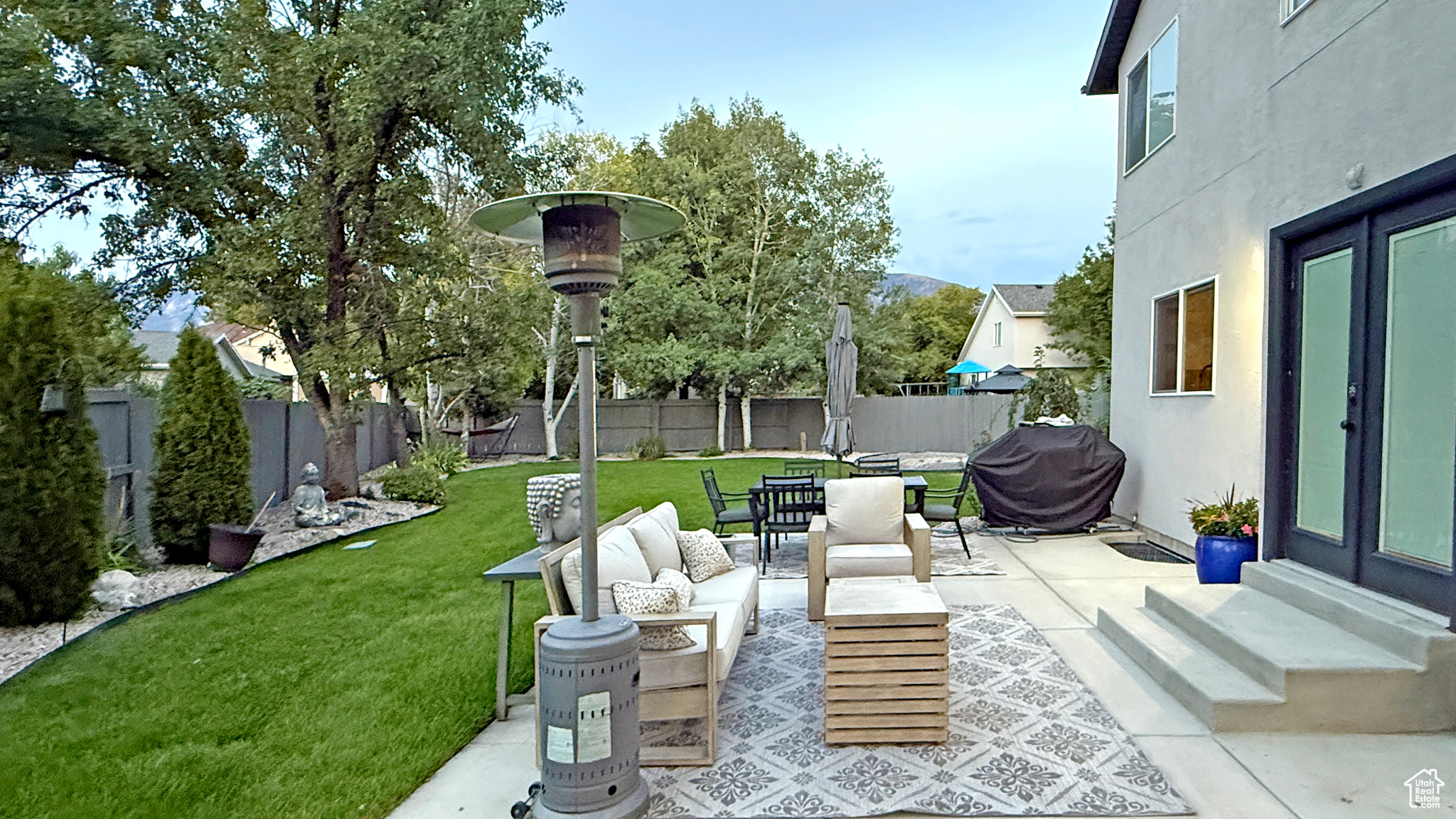 CRANBERRY HILL - Residential