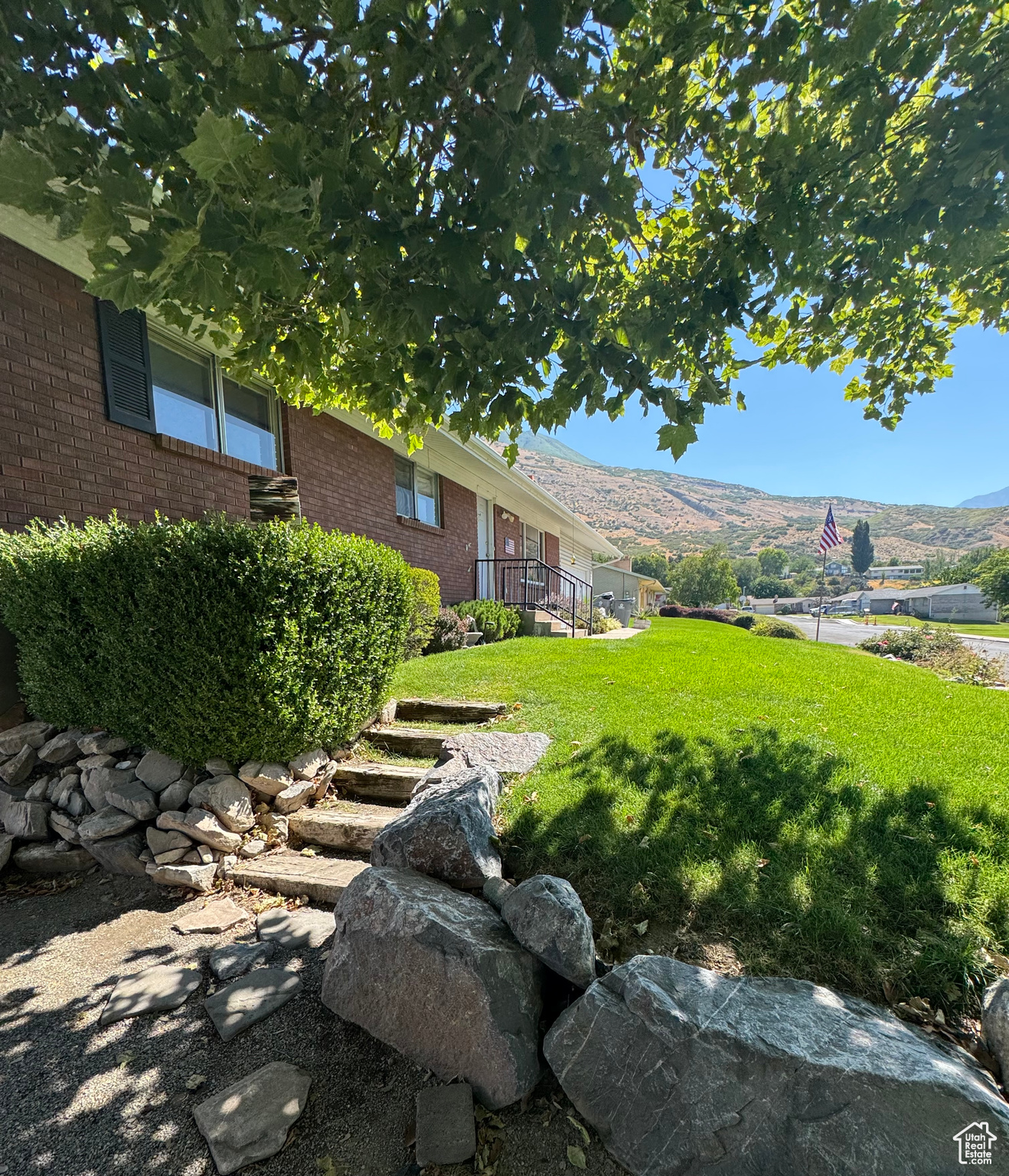 BLACKHAWK ESTATES - Residential