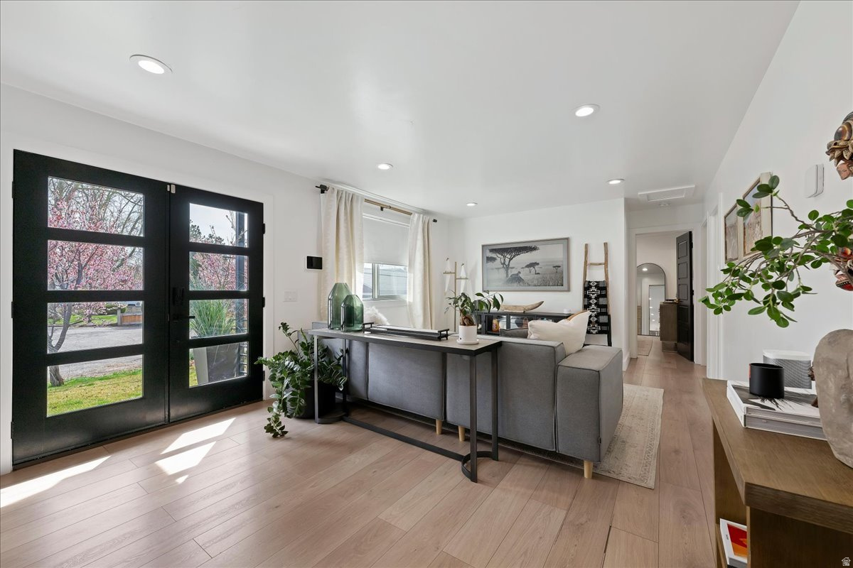 GRANDVIEW GARDENS - Residential