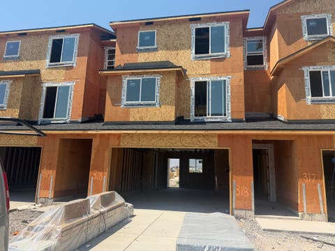 Townhouse For Sale - 5247 N Greenfield Way #318<br/> Eagle Mountain, UT 84005