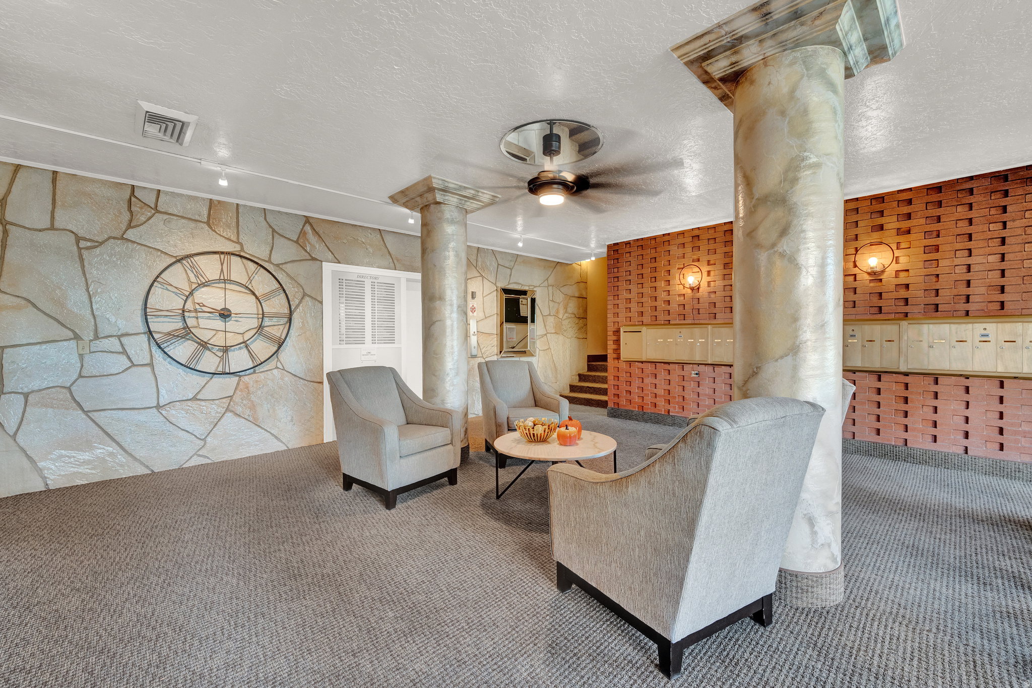 SKYLINE TOWERS - Residential