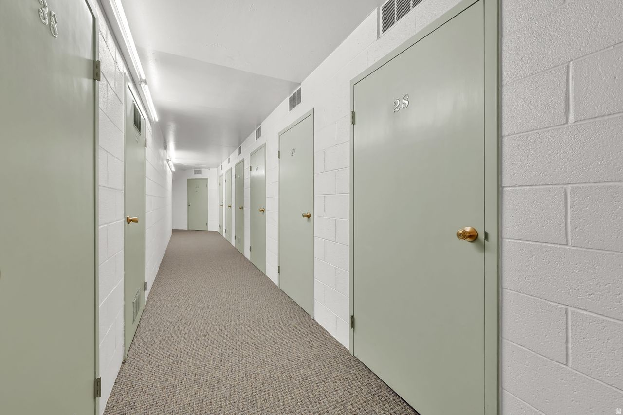 SKYLINE TOWERS - Residential