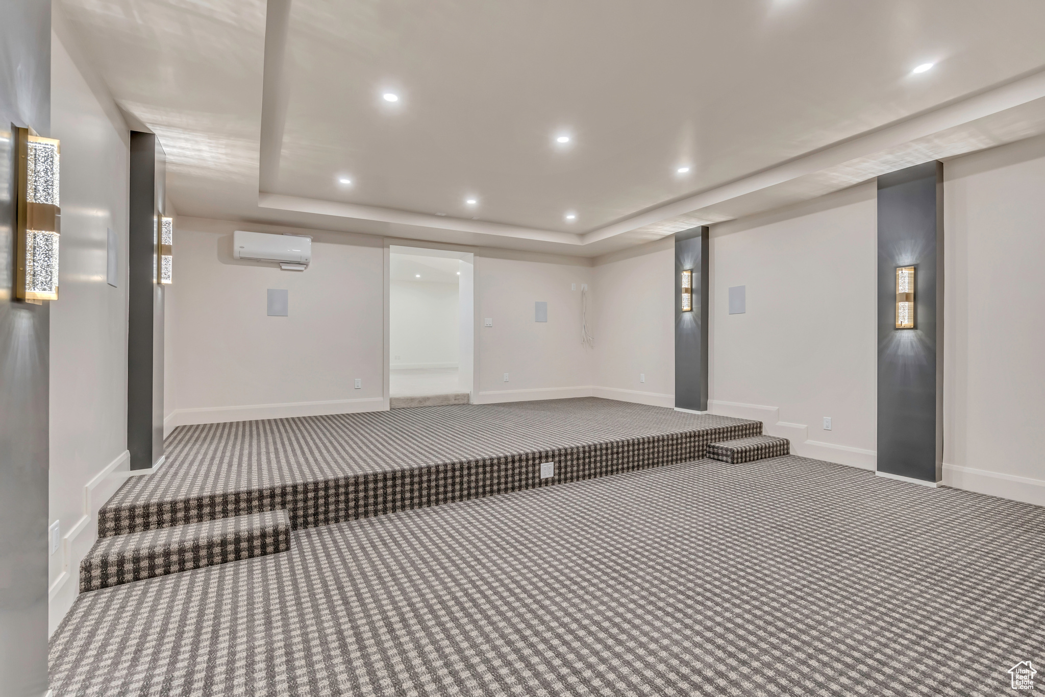 ABBEY ROAD COMMUNITY - Residential