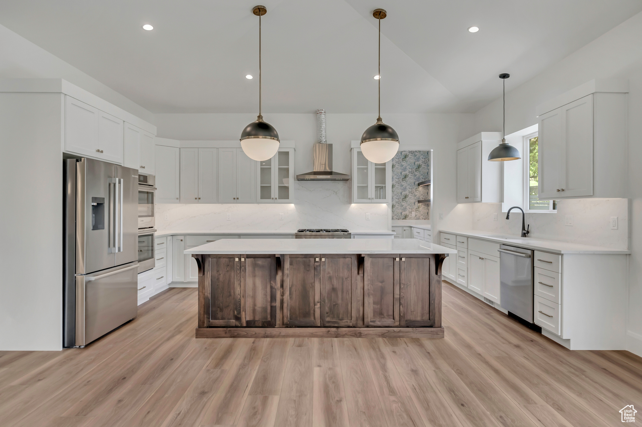 ABBEY ROAD COMMUNITY - Residential